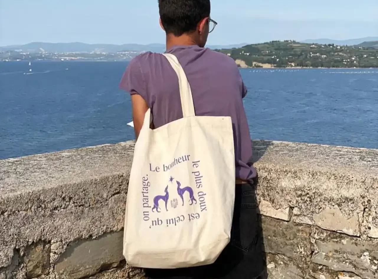 LE BONHEUR Tote Bag